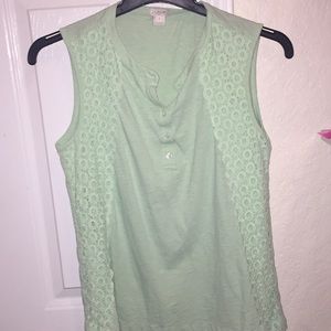 Mint green tank 💚💚